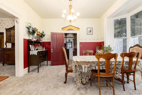 Chandelier, Dining room, Interior