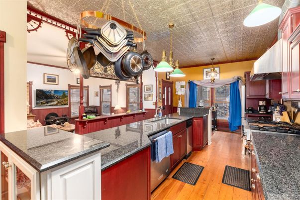 Interior, Kitchen, Pendant Lights, Wood Texture Flooring