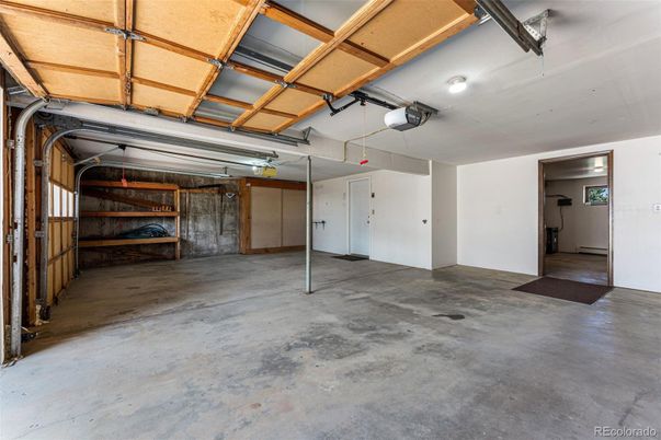 Garage, Interior