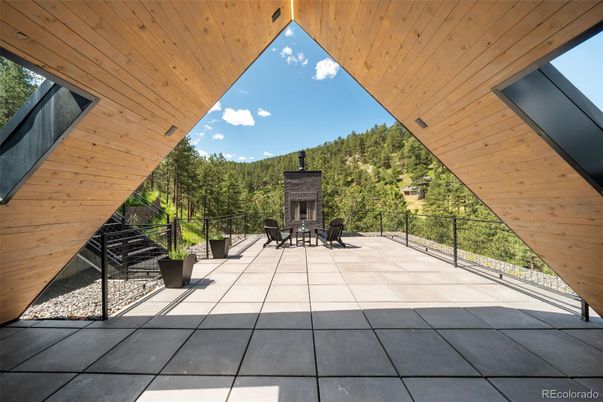Exterior, Fireplace