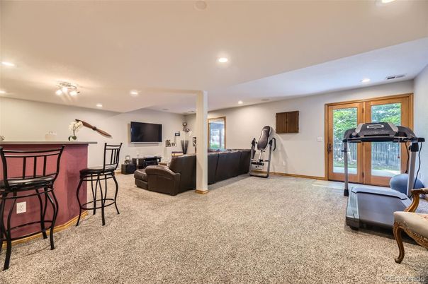 Fitness Equipment, Interior, Recessed Lighting