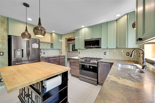 Interior, Kitchen, Pendant Lights, Recessed Lighting, Stainless Steel Appliances