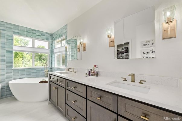 Bathroom, Dual Sink Vanities, Free Standing Baths, Interior
