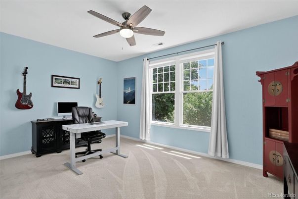 Home Office, Interior