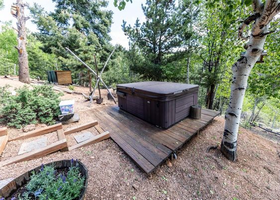 Exterior, Hot Tub