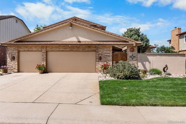 Attached, Exterior, Facade, Brick Facade, American Craftsman