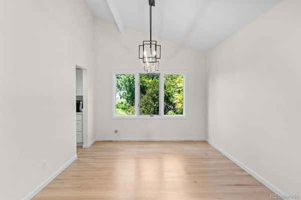 Empty room, Interior, Pendant Lights, Wood Texture Flooring