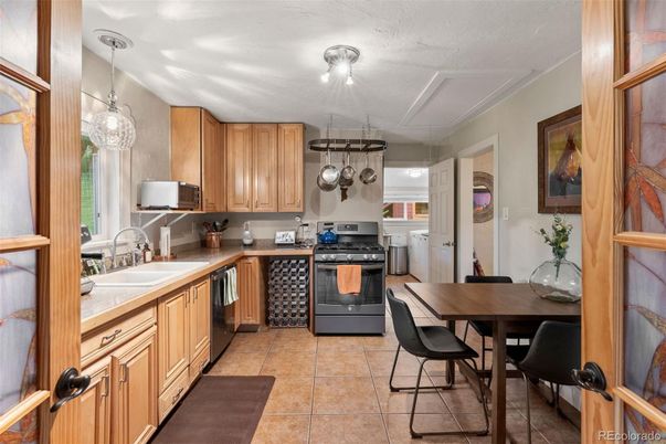 Dining room, Interior, Kitchen, Pendant Lights