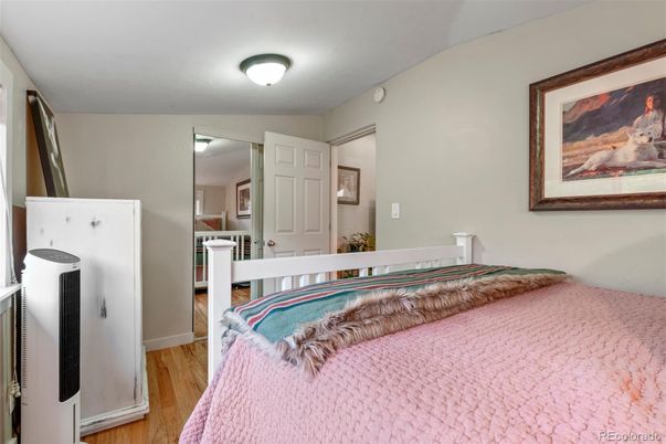 Bedroom, Interior, Pool, Wood Texture Flooring