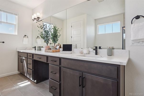 Bathroom, Dual Sink Vanities, Interior