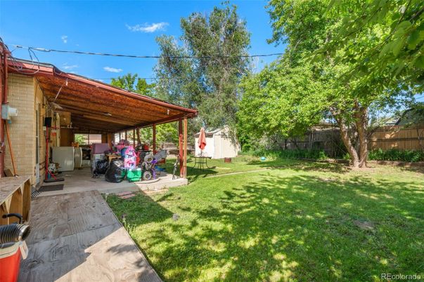 Backyard, Exterior