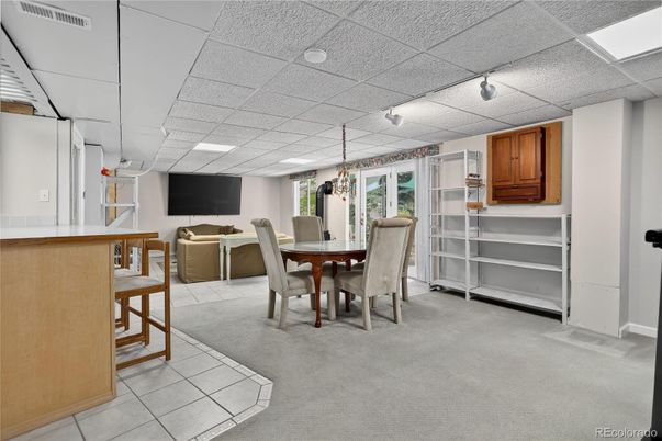 Dining room, Interior