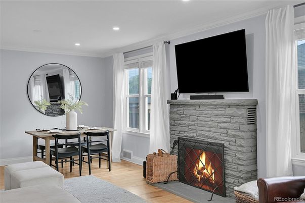 Dining room, Fireplace, Interior, Recessed Lighting, Wood Texture Flooring