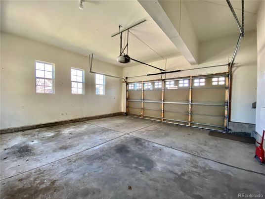 Garage, Interior