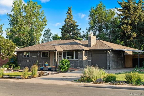 Attached, Exterior, Facade, Brick Facade, Ranch