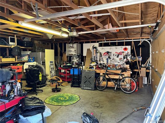 Garage, Interior, Wooden Beams