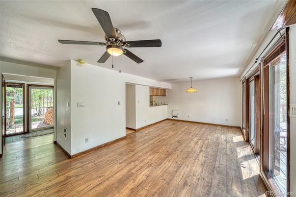 Empty room, Interior, Pendant Lights, Wood Texture Flooring