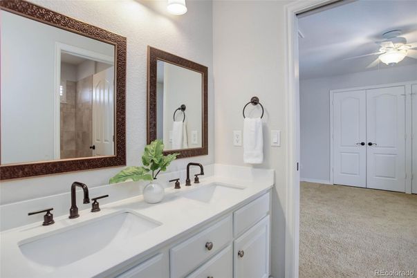 Bathroom, Dual Sink Vanities, Interior