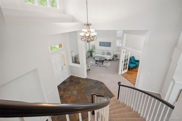 Chandelier, Interior, Living room