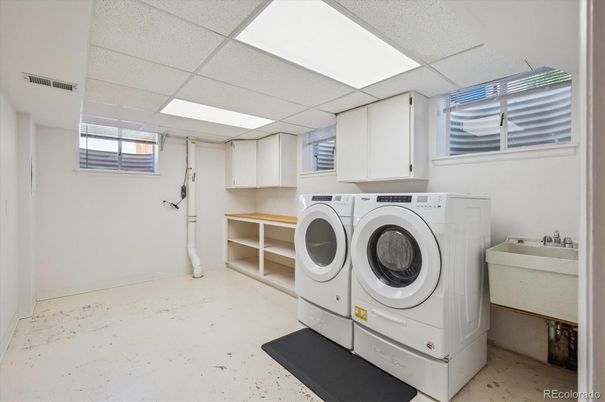 Interior, Washer