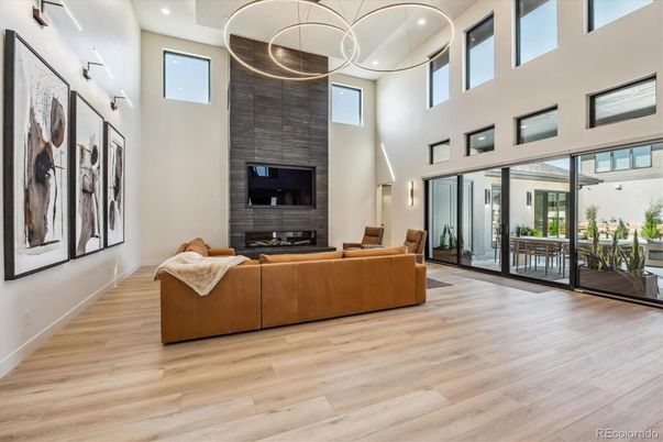 Fireplace, Interior, Living room, Pendant Lights, Recessed Lighting, Wood Texture Flooring