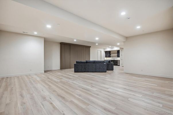 Empty room, Interior, Recessed Lighting, Wood Texture Flooring