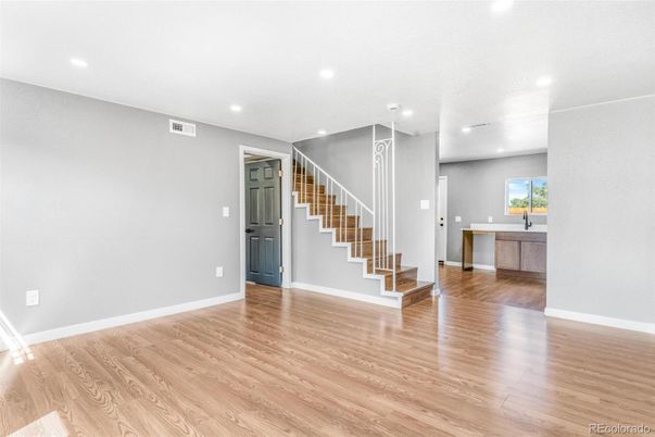Empty room, Interior, Recessed Lighting, Wood Texture Flooring