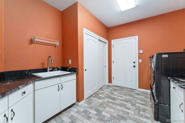 Interior, Kitchen, Washer