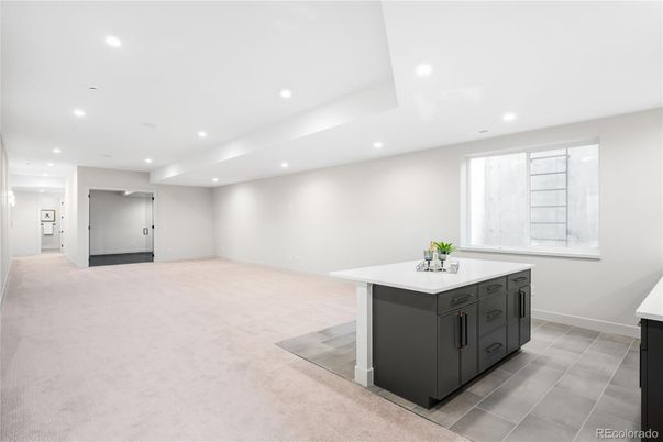 Interior, Kitchen, Recessed Lighting