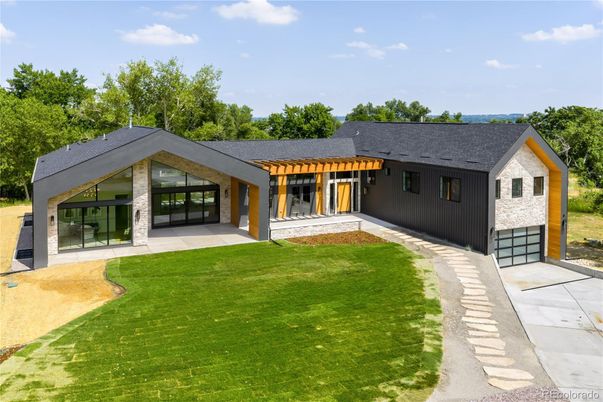 Backyard, Detached Garage, Exterior