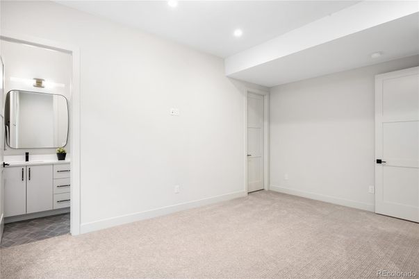 Bathroom, Empty room, Interior, Recessed Lighting