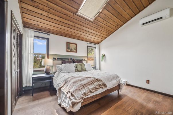 Bedroom, Interior, Wooden Ceilings, Wood Texture Flooring