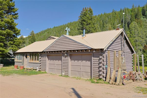 Backyard, Detached Garage, Exterior