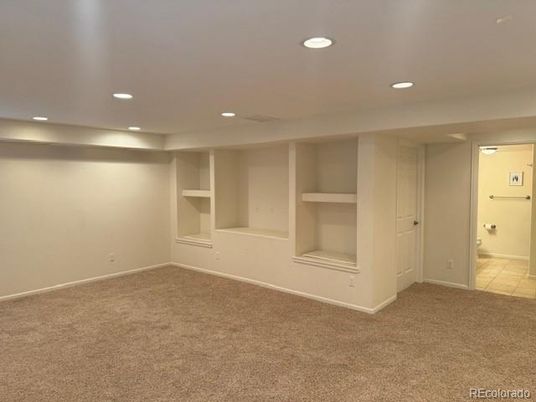 Bathroom, Empty room, Interior, Recessed Lighting