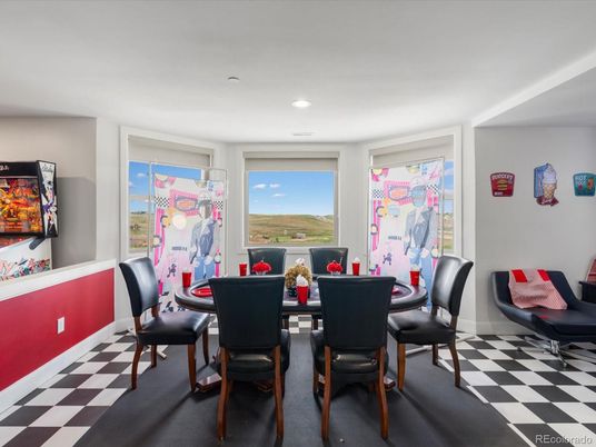 Dining room, Interior, Recessed Lighting