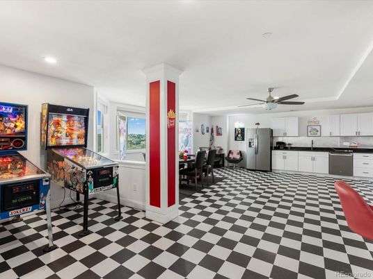 Game Room, Interior, Kitchen, Recessed Lighting