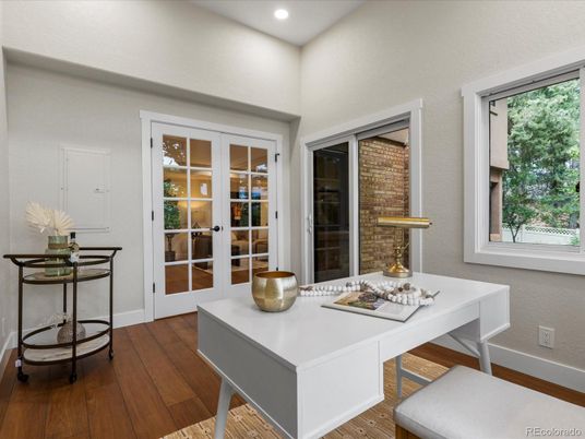 Home Office, Interior, Recessed Lighting, Wood Texture Flooring