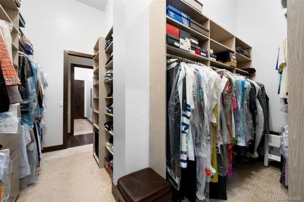 Interior, Walk-in Closets
