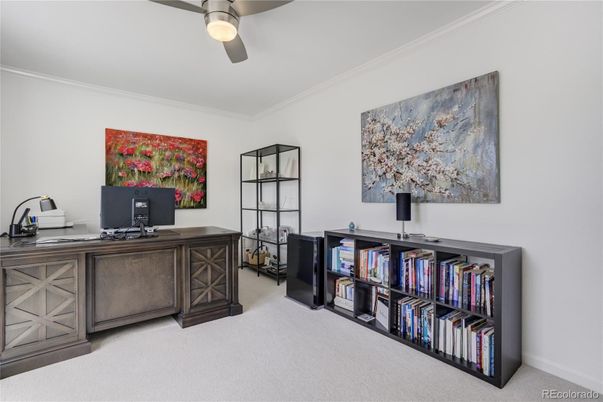 Home Office, Interior