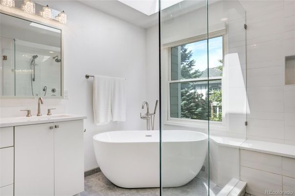 Bathroom, Free Standing Baths, Glass Shower, Interior