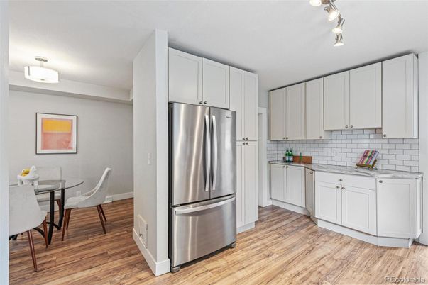Dining room, Interior, Kitchen, Stainless Steel Appliances, Wood Texture Flooring