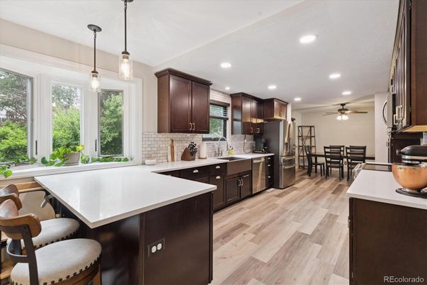 Dining room, Interior, Kitchen, Pendant Lights, Recessed Lighting, Wood Texture Flooring
