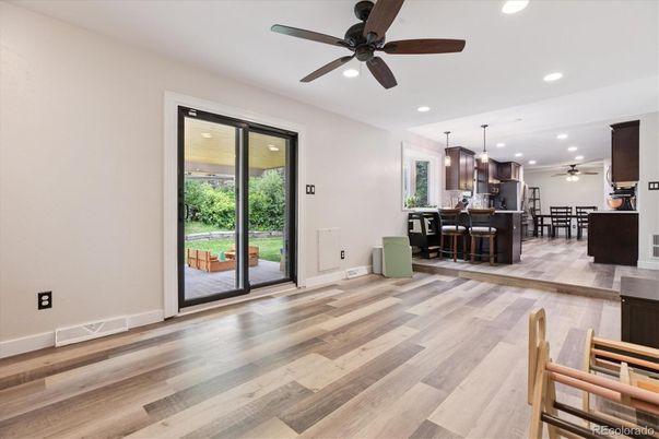 Dining room, Interior, Kitchen, Pendant Lights, Recessed Lighting, Wood Texture Flooring