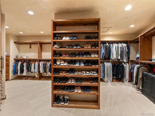 Interior, Recessed Lighting, Walk-in Closets