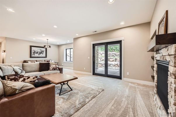 Fireplace, Interior, Living room, Pendant Lights, Recessed Lighting