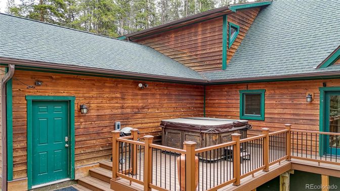 Exterior, Hot Tub