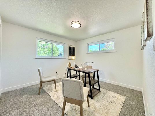 Home Office, Interior