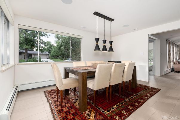 Dining room, Interior, Pendant Lights, Recessed Lighting