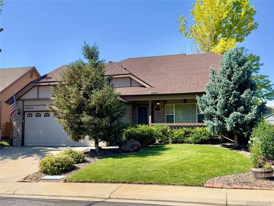 Attached, Exterior, Facade, Ranch