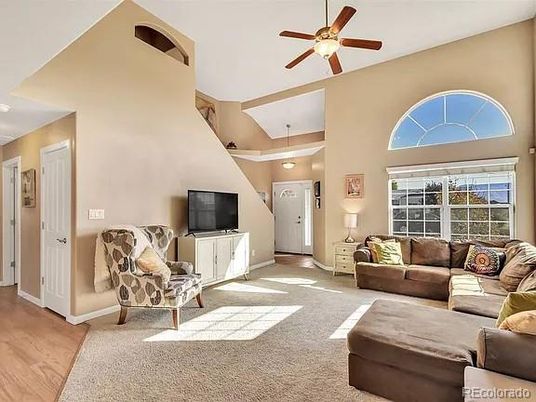Interior, Living room, Pendant Lights, Wood Texture Flooring